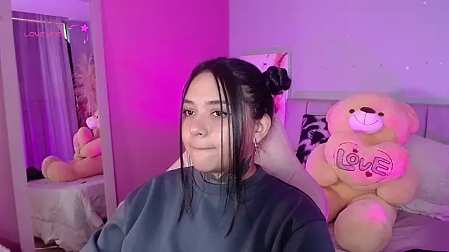 kim blake online show from January 10, 8:15 pm