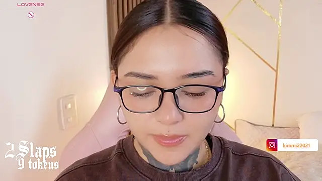 kim blake online show from February 4, 12:11 pm