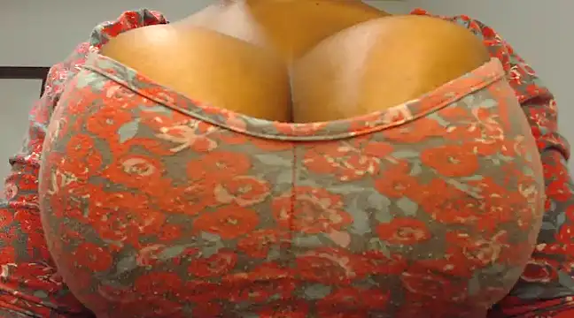 Snapshot of biggracie chatting on February 4, 10:00 am biggracie online show from February 4, 10:00 am