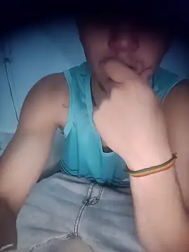 NathanZ11 online show from April 14, 9:21 pm