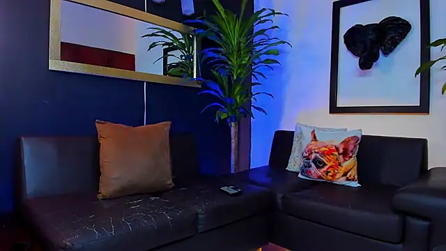 Snapshot of Markboyl chatting on February 4, 2:53 pm Markboyl online show from February 4, 2:53 pm