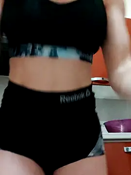 clara-francaise online show from February 20, 7:30 pm