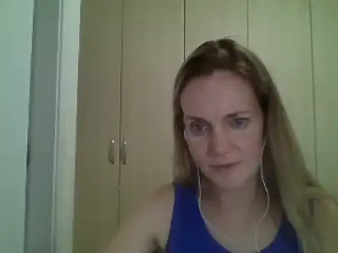 Annylove1 online show from February 28, 9:55 pm