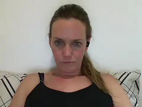 Annylove1 online show from March 13, 11:38 pm