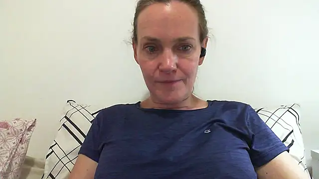 Annylove1 online show from March 14, 8:49 pm