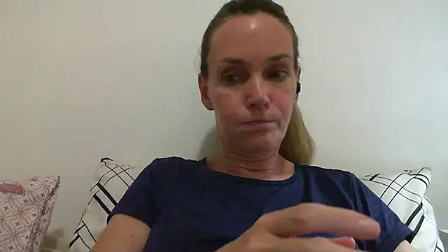 Annylove1 online show from March 15, 12:04 am