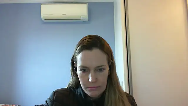 Annylove1 online show from September 15, 10:48 am