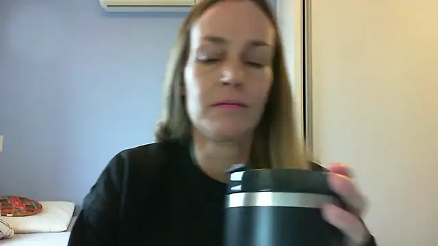 Annylove1 online show from September 26, 11:03 am