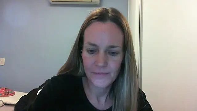 Annylove1 online show from September 27, 12:04 am