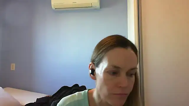 Annylove1 online show from October 17, 10:40 am