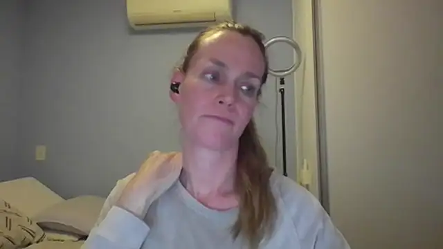 Annylove1 online show from November 20, 12:11 am