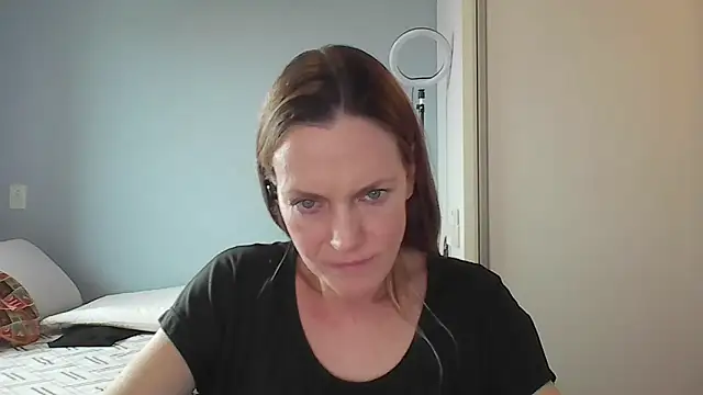 Annylove1 online show from December 17, 4:02 pm