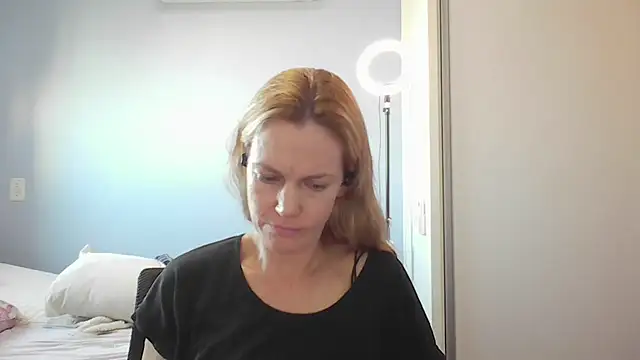 Annylove1 online show from April 15, 10:55 am