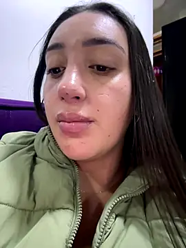 Snapshot of Hannahoff chatting on September 23, 10:13 pm Hannahoff online show from September 23, 10:13 pm