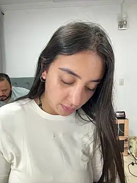 Hannahoff online show from March 11, 2:17 am