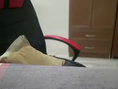 Snapshot of ALPHANDRE chatting on January 16, 6:34 pm ALPHANDRE online show from January 16, 6:34 pm