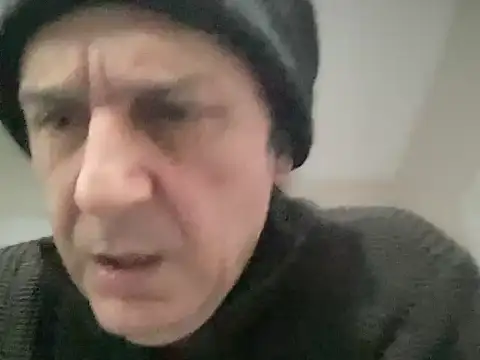 Snapshot of ALPHANDRE chatting on January 18, 8:29 am ALPHANDRE online show from January 18, 8:29 am