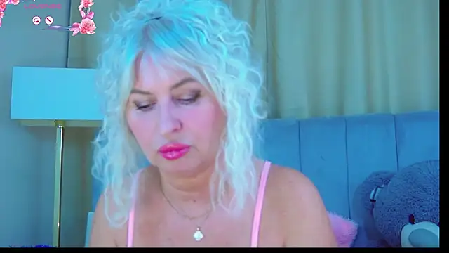 Barbie Blond  online show from May 26, 6:09 am