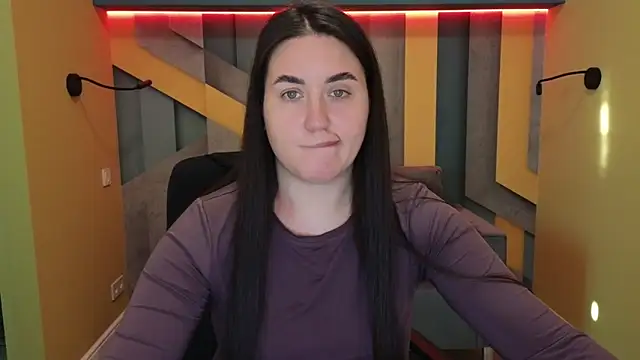 Roxie Bradley online show from January 4, 7:34 am