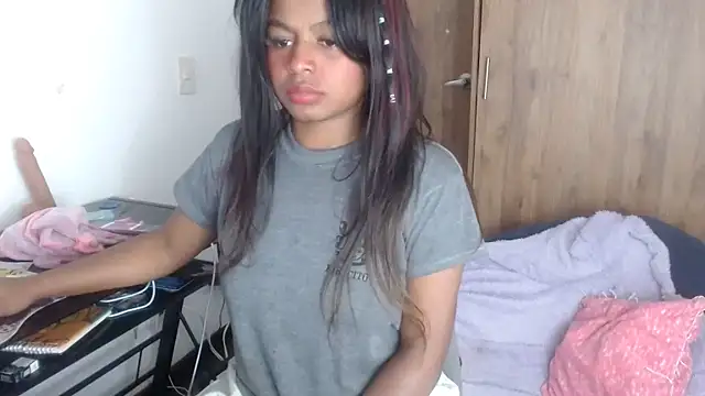 charlott7 online show from December 15, 10:04 pm