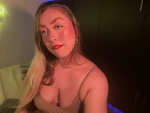 Im sophiie online show from January 5, 6:13 am