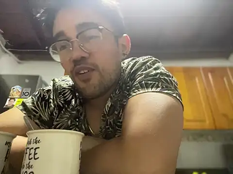 Im sophiie online show from January 19, 5:58 am