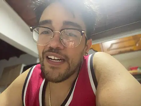 Im sophiie online show from January 25, 5:40 am