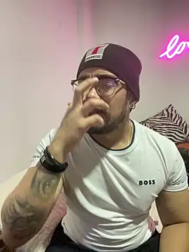 Im sophiie online show from February 20, 5:55 am