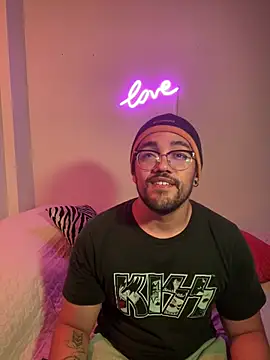 Im sophiie online show from February 21, 6:07 am