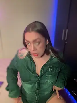 Im sophiie online show from February 23, 9:00 am