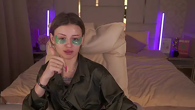 Lili Danger online show from January 19, 7:15 am