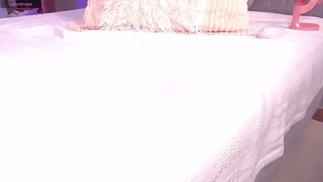 Miaparkerss  online show from January 13, 10:45 pm