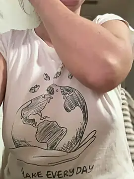 sweetmystery1 online show from February 15, 6:12 pm