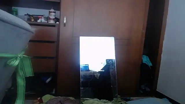 Snapshot of angellsexx20 chatting on October 25, 6:57 pm angellsexx20 online show from October 25, 6:57 pm