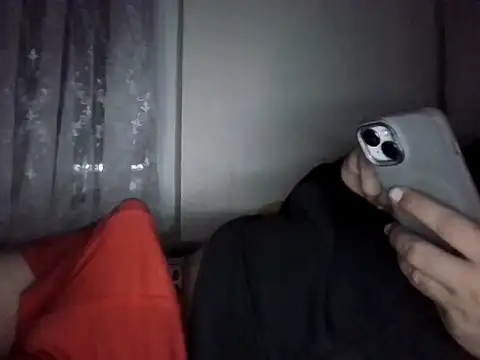 Snapshot of Ca414 chatting on December 13, 11:21 pm Ca414 online show from December 13, 11:21 pm