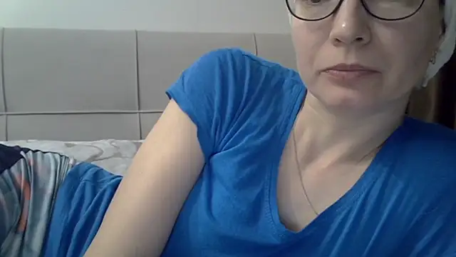 Ashleyspice online show from March 20, 7:14 am