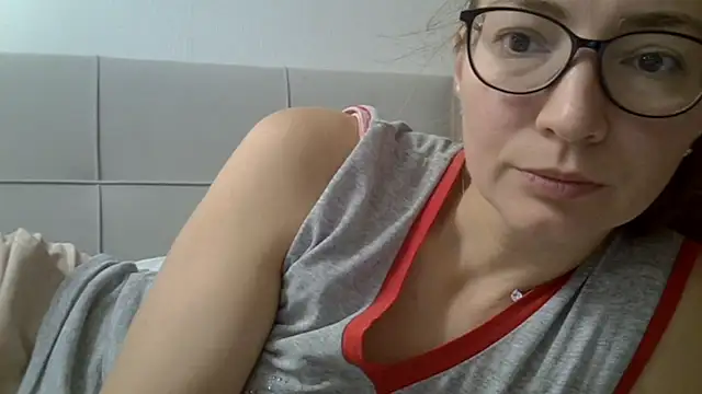 Ashleyspice online show from September 29, 5:01 am