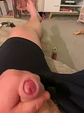 Snapshot of Joeangus87 chatting on January 30, 12:39 am Joeangus87 online show from January 30, 12:39 am