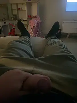 Snapshot of Joeangus87 chatting on February 7, 4:27 am Joeangus87 online show from February 7, 4:27 am