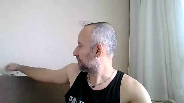 BuckWessle online show from November 3, 10:05 am