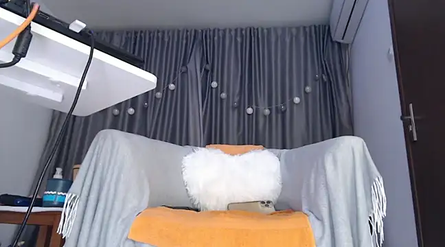 Babe Licious online show from January 29, 11:14 pm