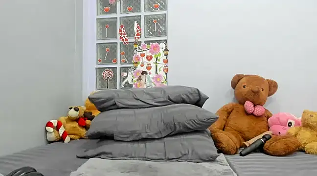 loveley jenny online show from March 11, 7:15 am