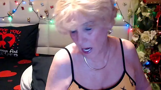 HappyWomanOn online show from June 17, 6:49 am