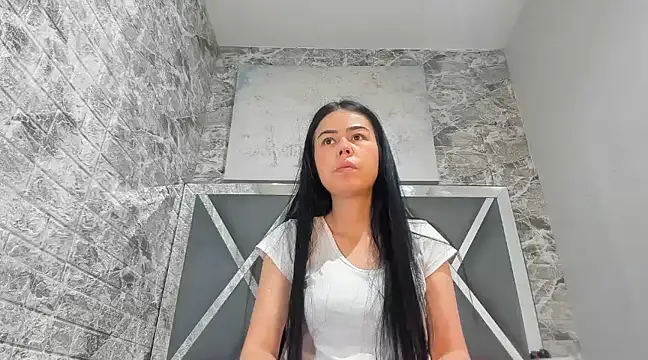 Snapshot of ArianaSmith69 chatting on January 30, 7:48 pm ArianaSmith69 online show from January 30, 7:48 pm