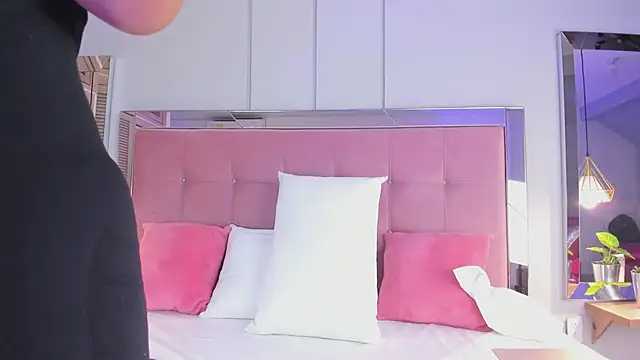 Ahincale online show from January 17, 7:50 pm