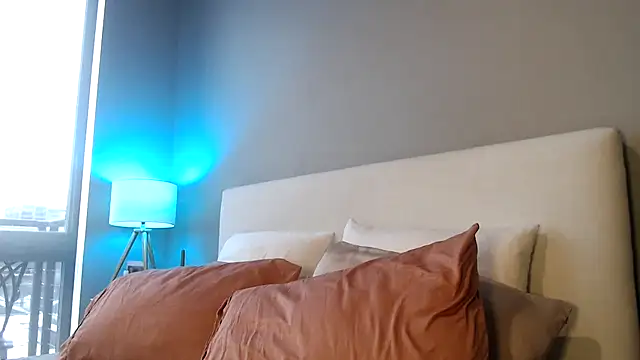  sloane online show from December 14, 9:56 pm