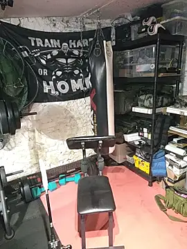 rob2810 online show from February 20, 9:15 pm