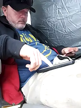 Hotredheadandtoungelasher online show from December 19, 1:07 pm