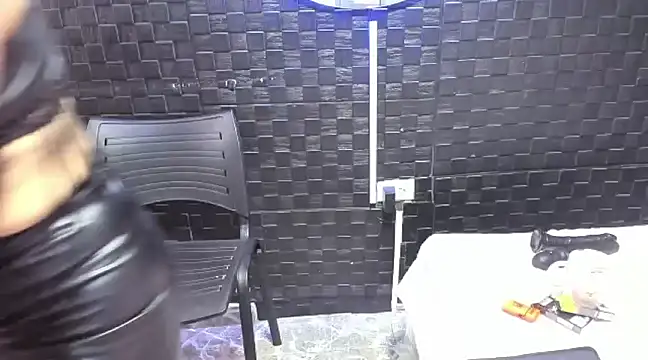 mature sexi40 online show from February 26, 10:20 pm