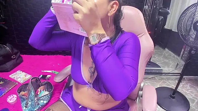 mature sexi40 online show from April 10, 11:59 am